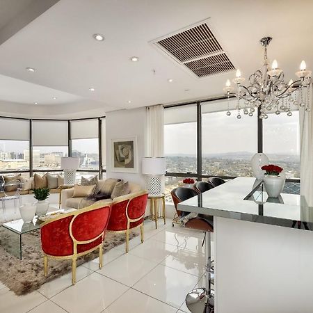 Sandton Skye Premium Suites & Penthouses Йоханесбург Екстериор снимка