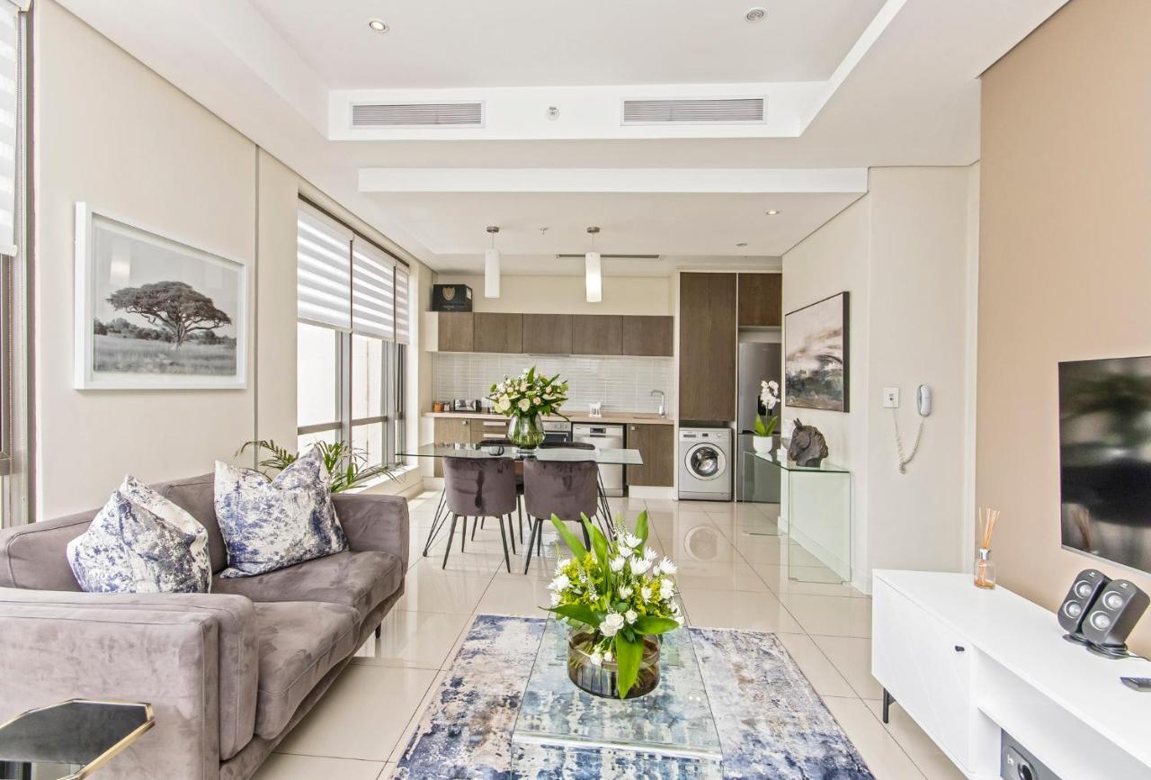 Sandton Skye Premium Suites & Penthouses Йоханесбург Екстериор снимка
