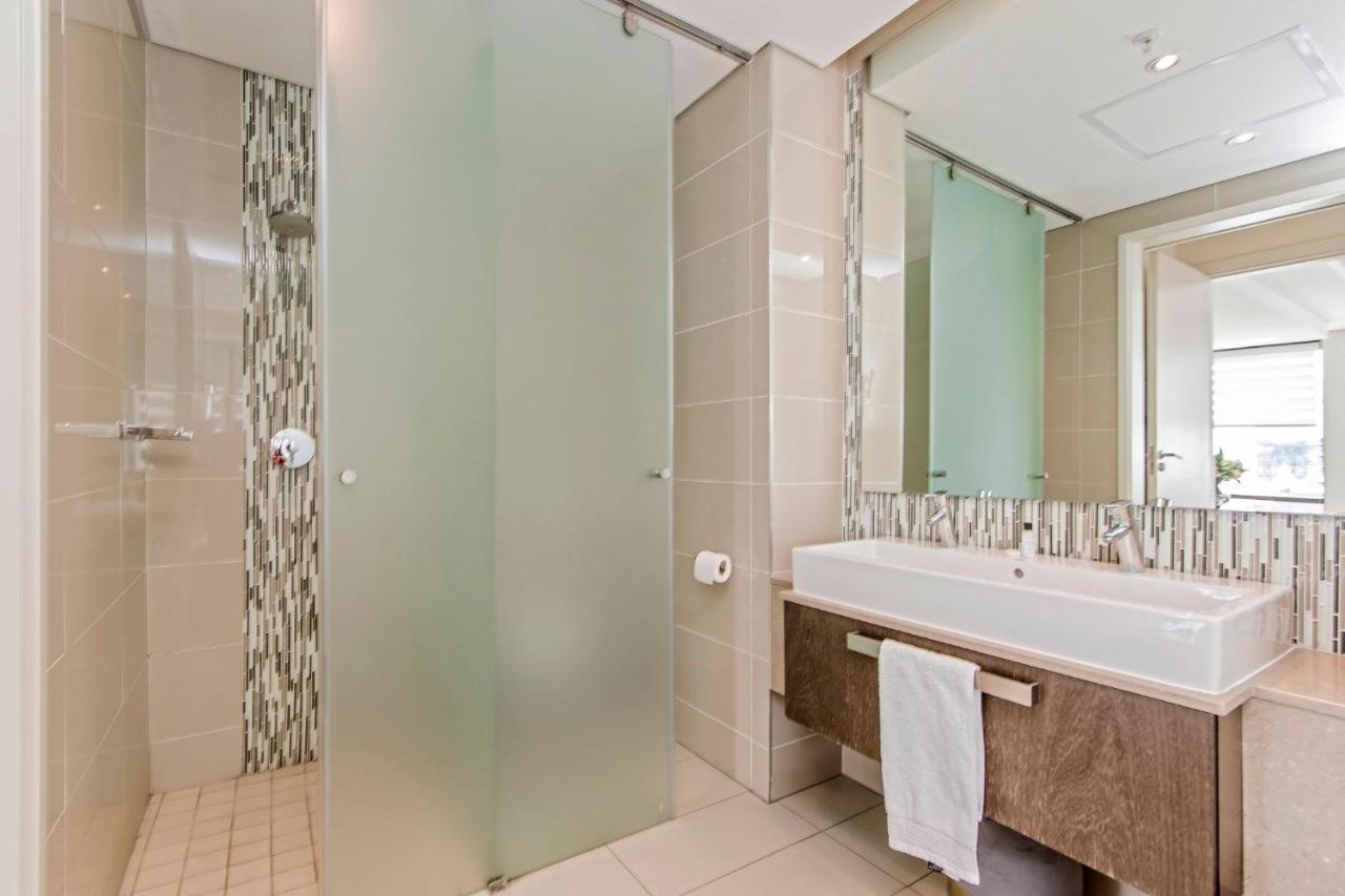 Sandton Skye Premium Suites & Penthouses Йоханесбург Екстериор снимка