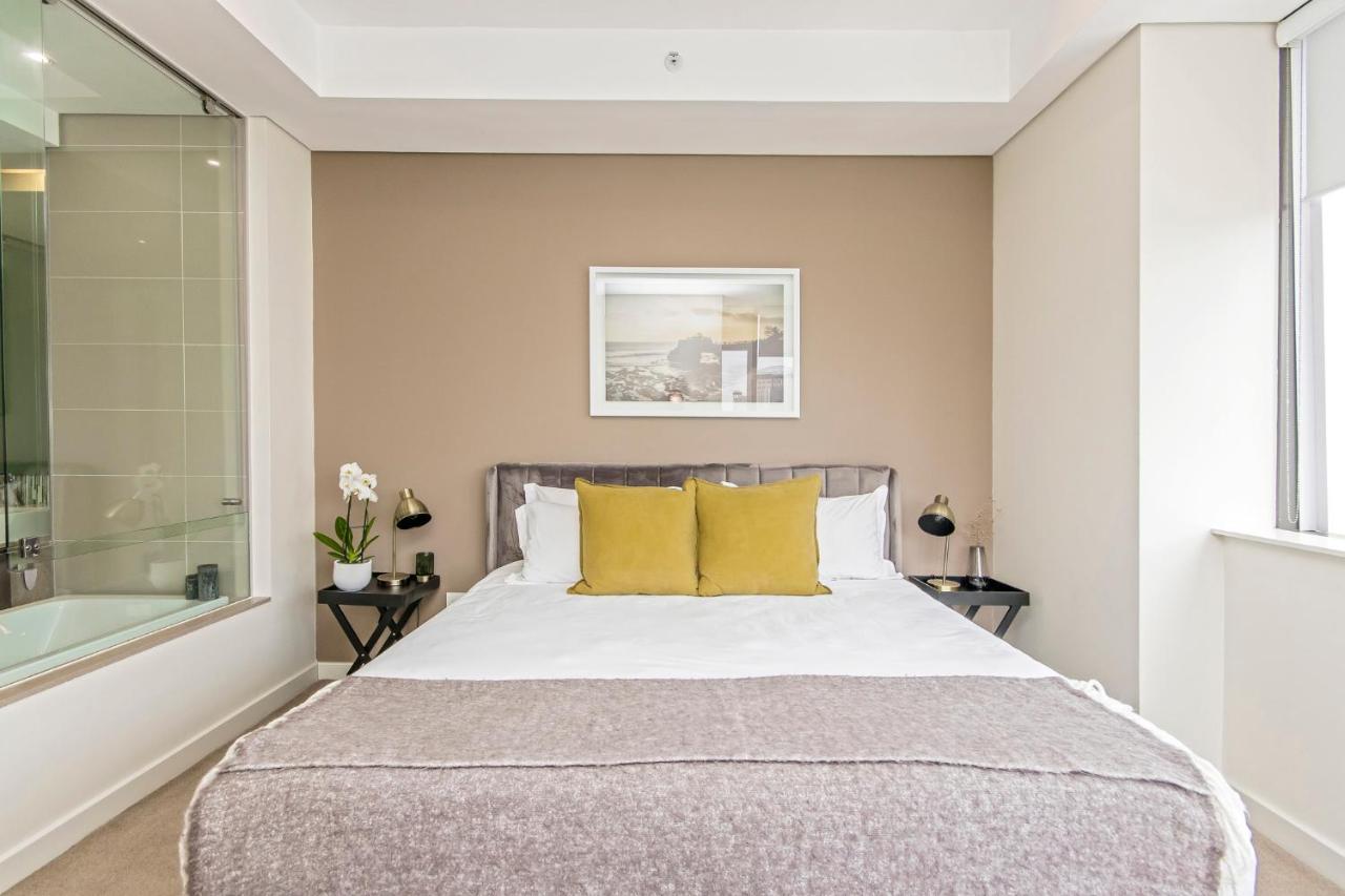 Sandton Skye Premium Suites & Penthouses Йоханесбург Екстериор снимка