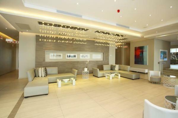 Sandton Skye Premium Suites & Penthouses Йоханесбург Екстериор снимка