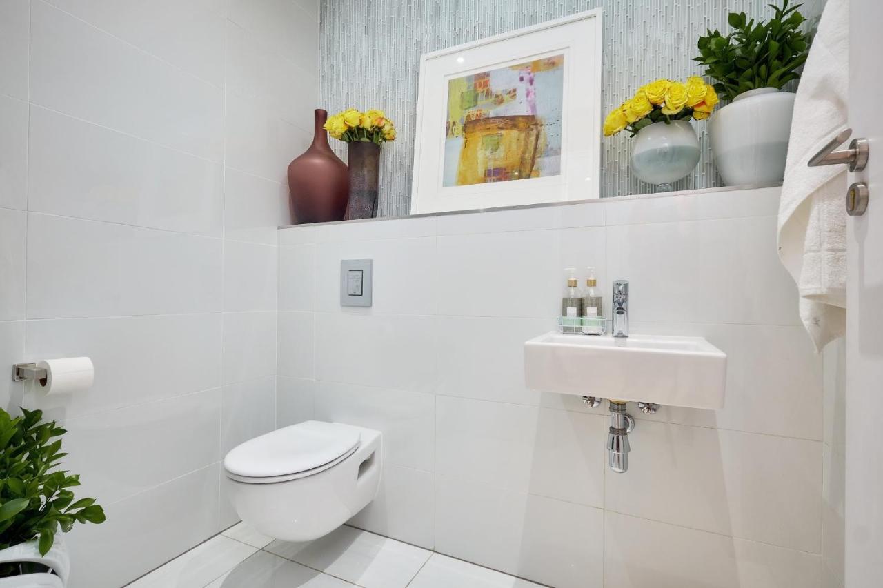Sandton Skye Premium Suites & Penthouses Йоханесбург Екстериор снимка