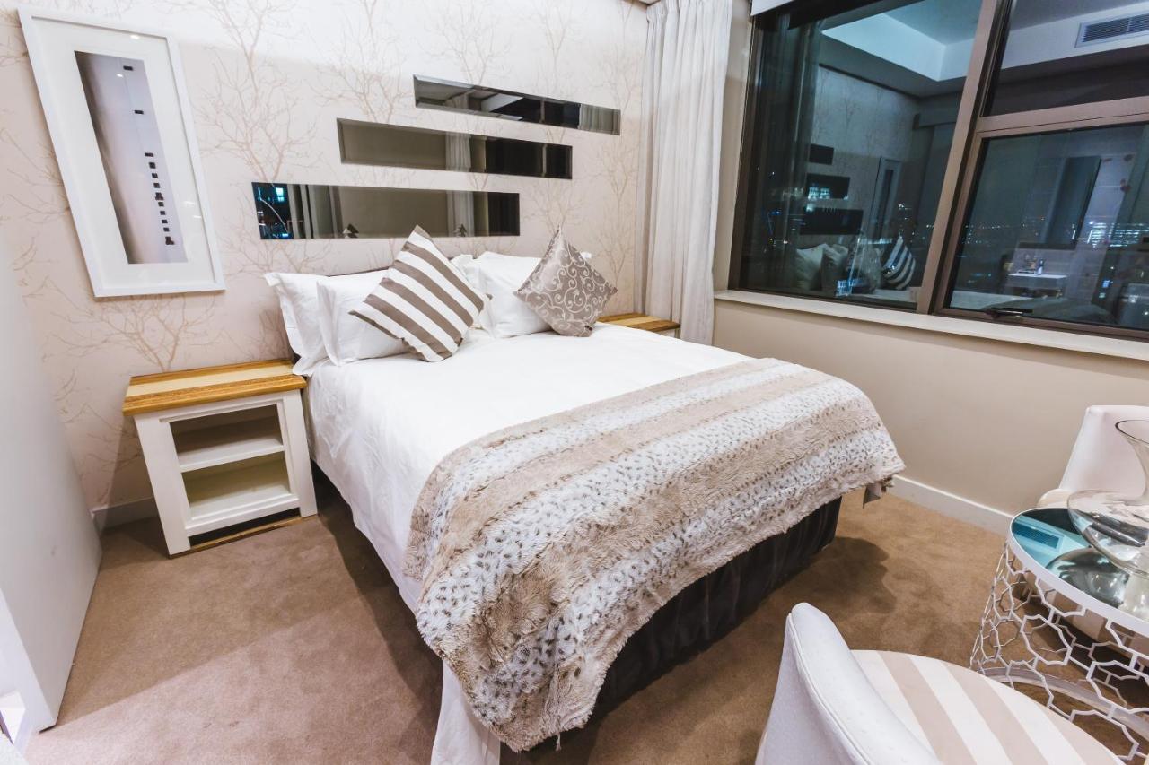 Sandton Skye Premium Suites & Penthouses Йоханесбург Екстериор снимка