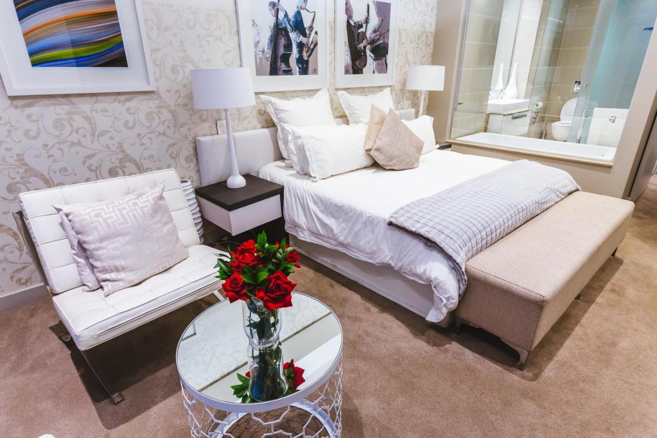 Sandton Skye Premium Suites & Penthouses Йоханесбург Екстериор снимка