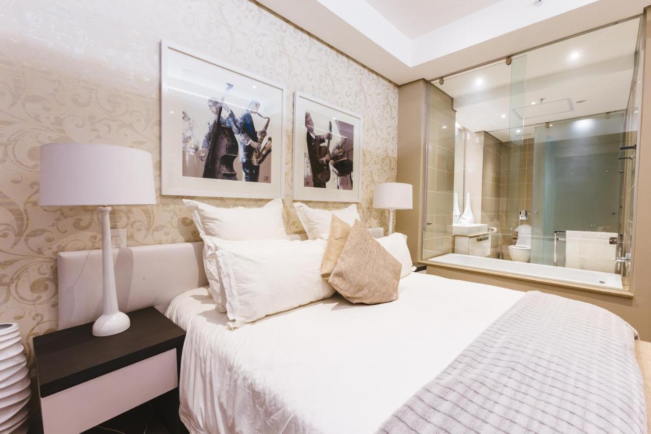 Sandton Skye Premium Suites & Penthouses Йоханесбург Екстериор снимка